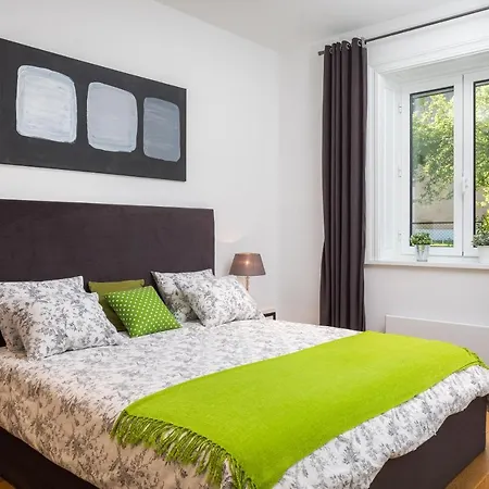 Charlie Chaplin Appartement Split