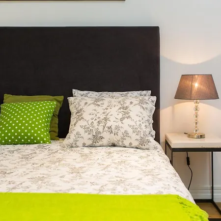 شقة Charlie Chaplin سبليت